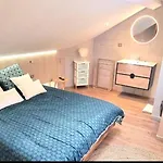 Апартаменты ! Magnifique Triplex Climatise Avec Sauna Coeur De ! *