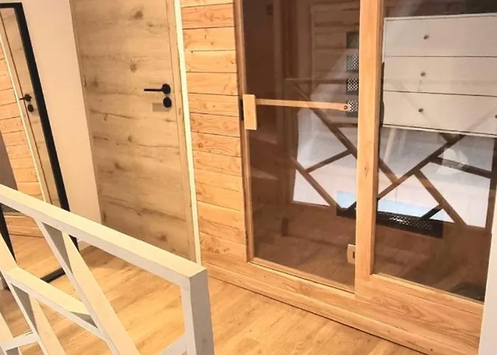 ! Magnifique Triplex Climatise Avec Sauna Coeur De ! * 메스