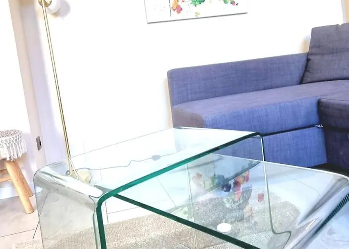 ! Magnifique Triplex Climatise Avec Sauna Coeur De !